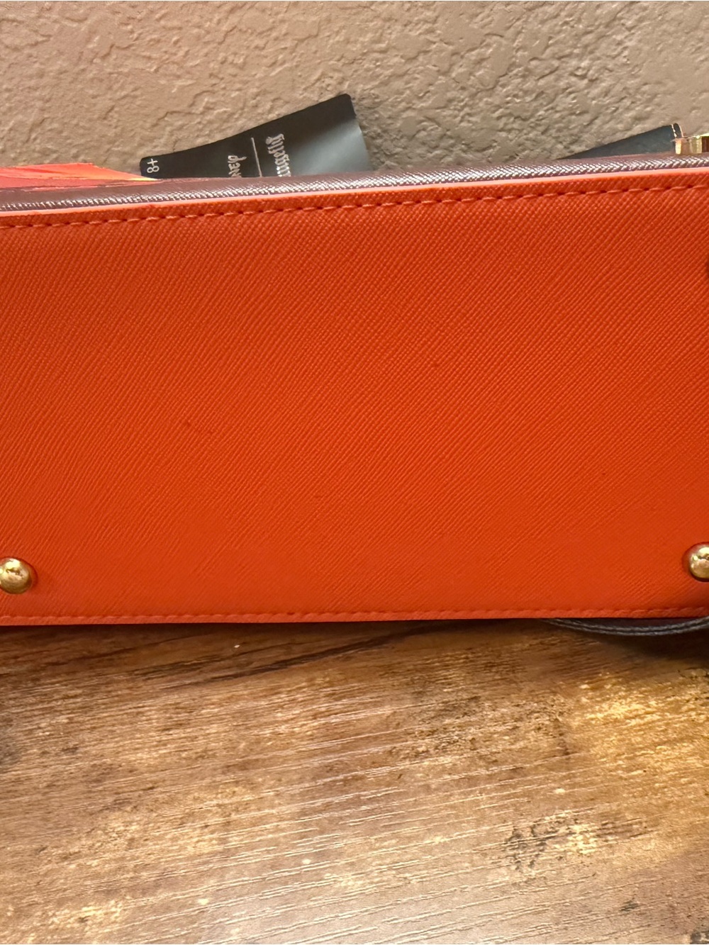 The Lion King 30th Anniversary Pride Rock Crossbody Bag - Picture 12 of 13